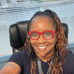 Meet your Posher, Erica